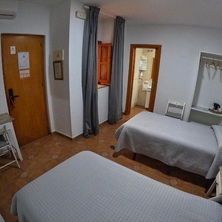 Hostal Canalejas Cadiz Luaran gambar