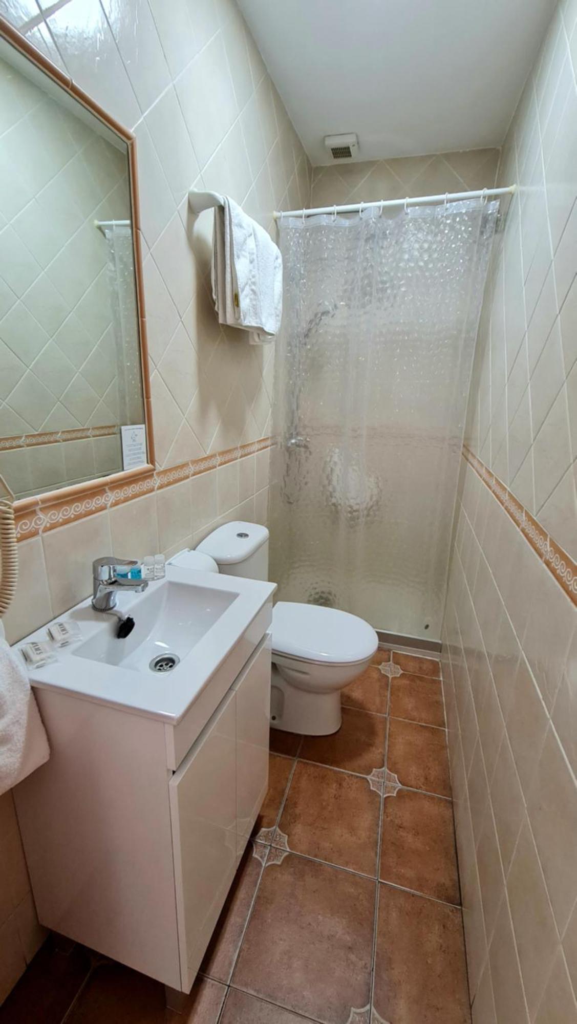 Hostal Canalejas Cadiz Luaran gambar